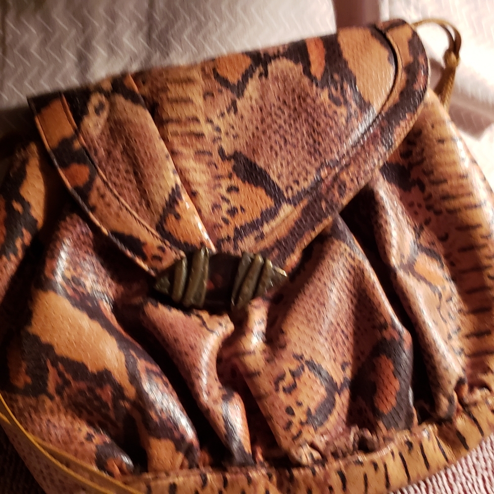 Sharif handbag